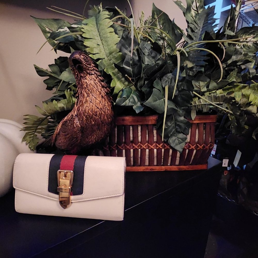 VGUC Authentic Gucci Sylvie Wallet